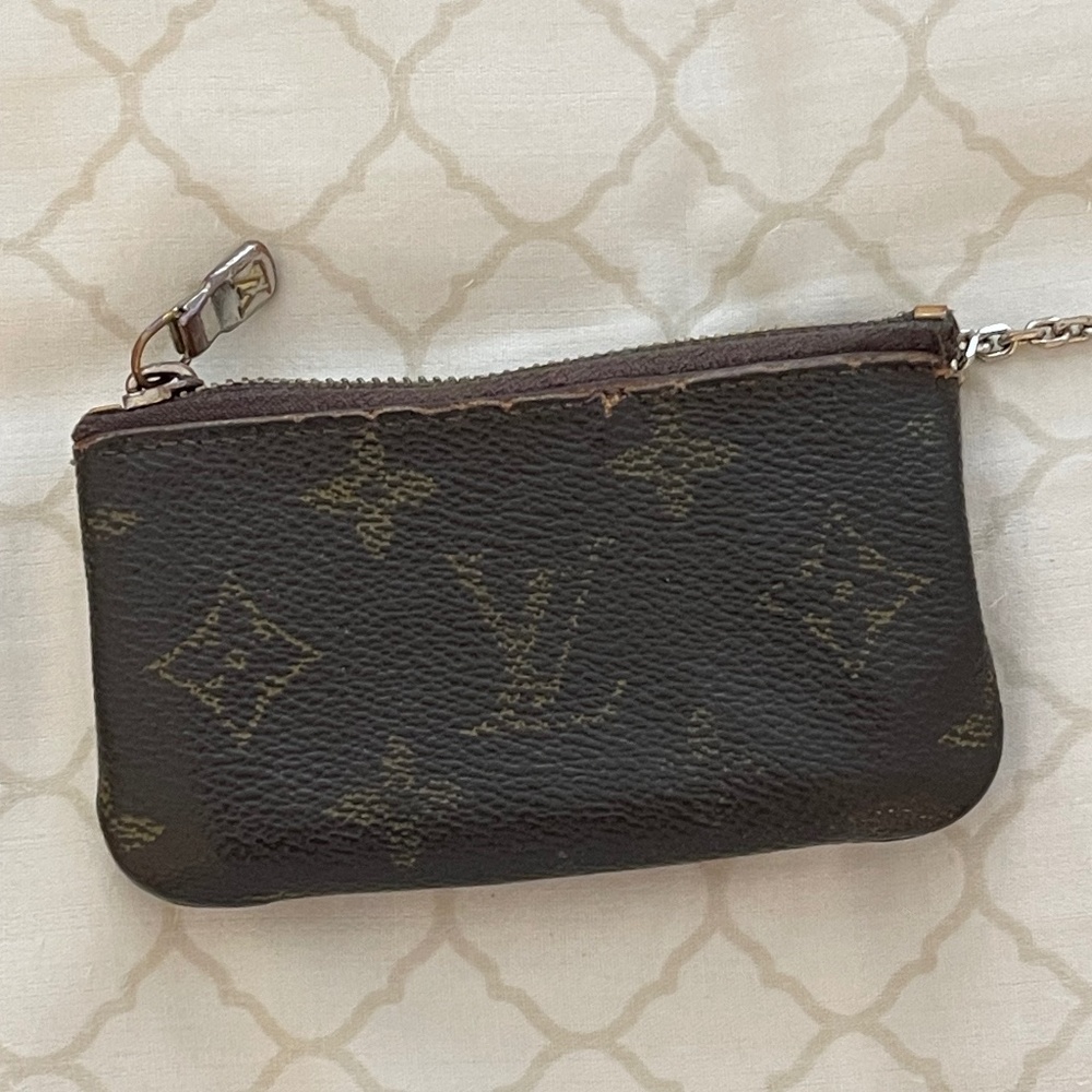 Louis Vuitton Key Pouch in Monogram